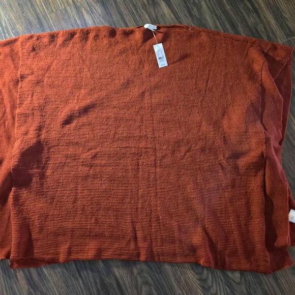 NEW YORK & COMPANY Boho Style Knit Sweater Vest/Poncho NWT/SIZE M - Picture 2 of 4